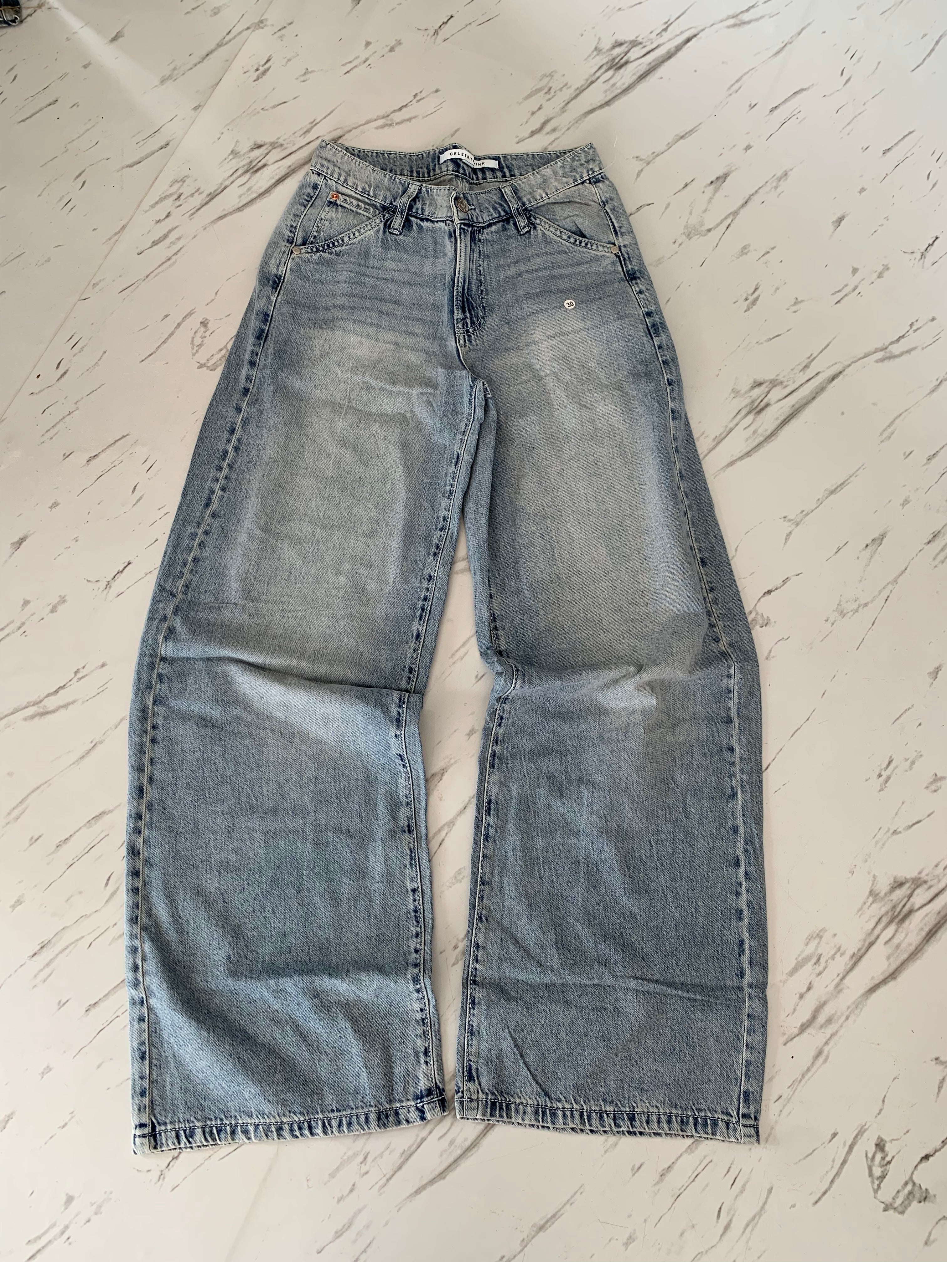 Light wash wide leg jeans